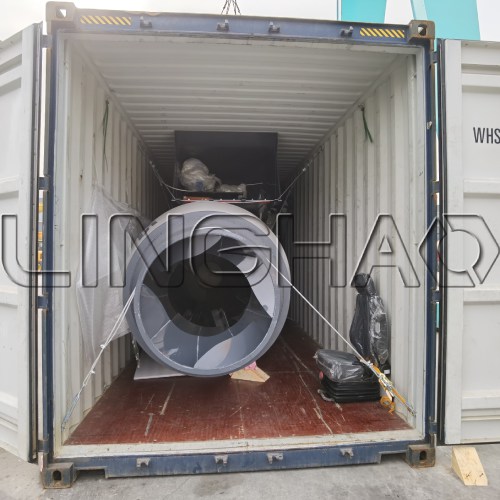 Close-up of mixer drum, hydraulic system, and self-loading bucket—showcasing mature product configuration and stable performance